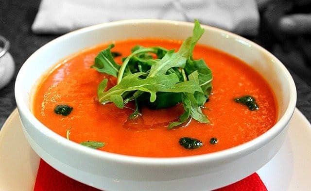 トマトスープ一杯